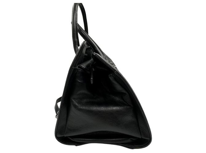 Borsa a tracolla Chanel Boy in pelle nera Nero - vista 4