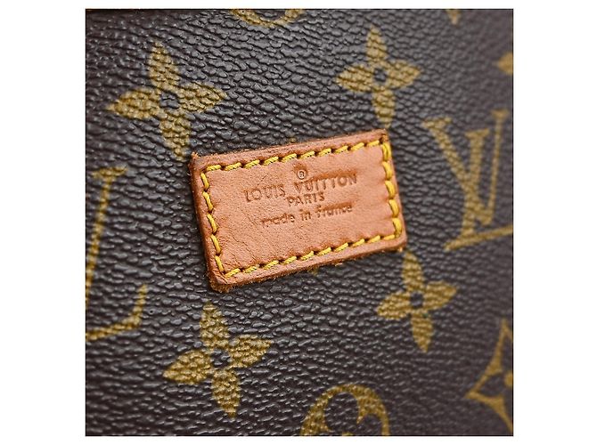 Louis Vuitton Saumur Monogram 35 Castaño - vista 4