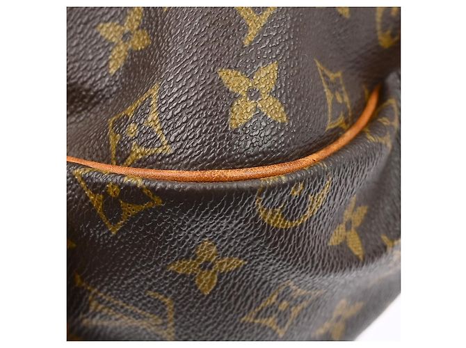 Louis Vuitton Saumur Monogram 35 Castaño - vista 7