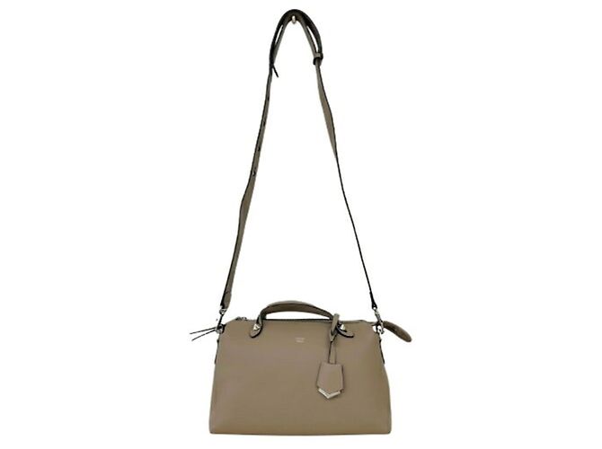 Borsa a tracolla in pelle Fendi By The Way Grigio - vista 7