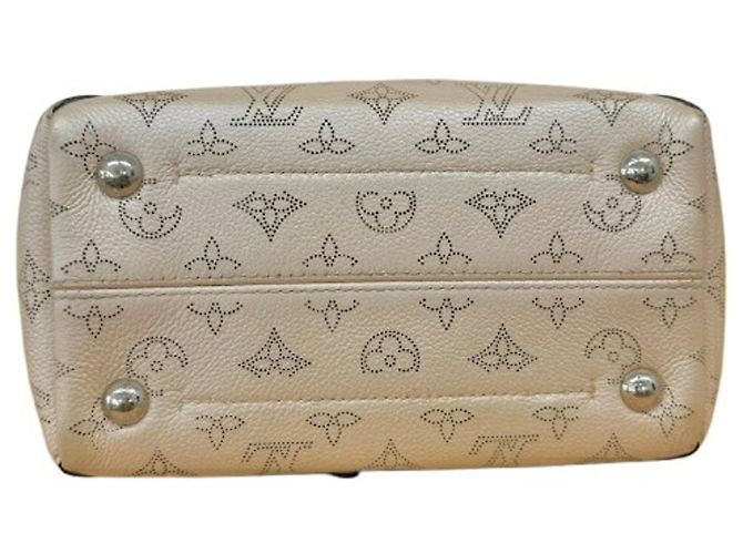 Borsa a tracolla in pelle Louis Vuitton Mahina PM M58785 Beige - vista 5