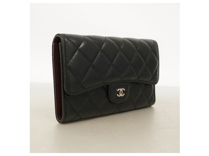 Portafoglio lungo tri-fold Chanel in nappa nera Nero - vista 2