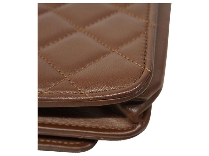 Portafoglio a spalla con catena Chanel Matelassé Marrone - vista 7