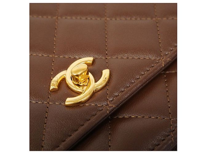 Portafoglio a spalla con catena Chanel Matelassé Marrone - vista 9