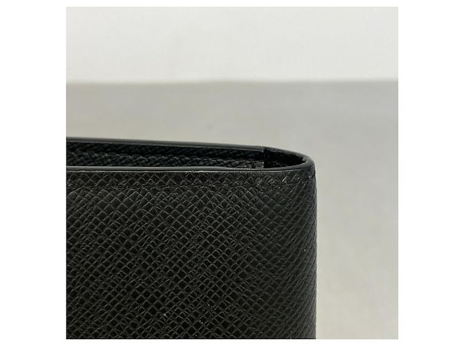 Louis Vuitton Taiga Portefeuille Brazza Wallet Grigio - vista 6