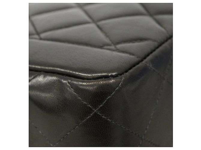 Borsa a tracolla Chanel Matelassé Nero - vista 7