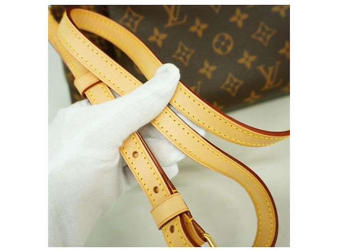 Borsa Louis Vuitton Monogram Rivoli PM Marrone - vista 9