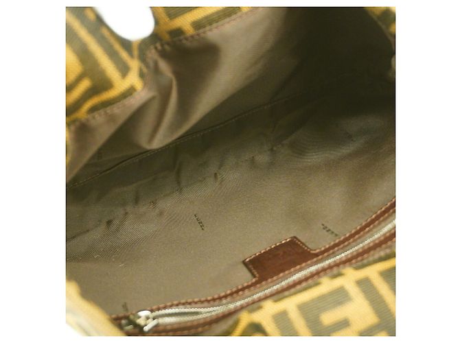 Bolsa de ombro Fendi Zucca em nylon e canvas Marrom - vista 4