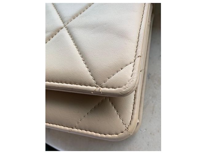 Chanel 19 Wallet on chain Beige - vista 13