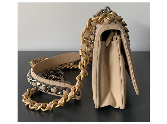 Chanel 19 Wallet on chain Beige - vista 5