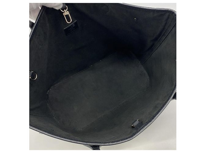 Borsa Tote Louis Vuitton Epi Neverfull MM Nero - vista 4