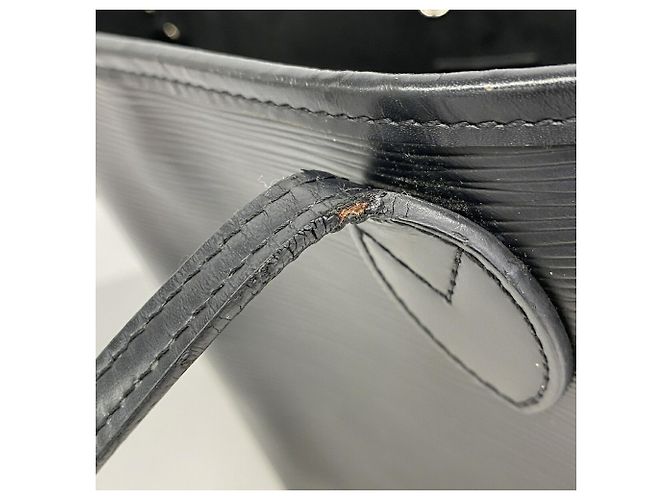 Borsa Tote Louis Vuitton Epi Neverfull MM Nero - vista 7