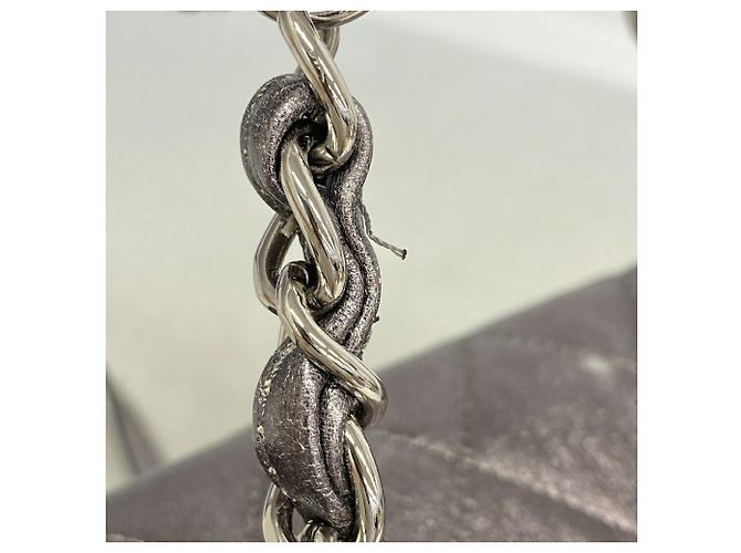 Borsa a mano Chanel in pelle Matelassé Metallico - vista 9