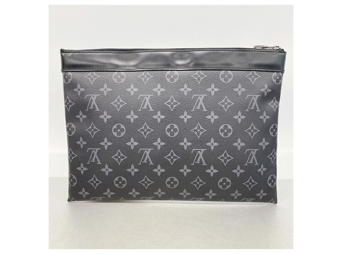 Louis Vuitton Monogram Eclipse Pochette Discovery Clutch Bag Preto - vista 12