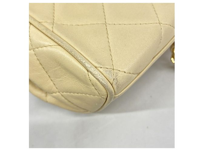 Borsa a tracolla Chanel Matelassé con catena Beige - vista 6