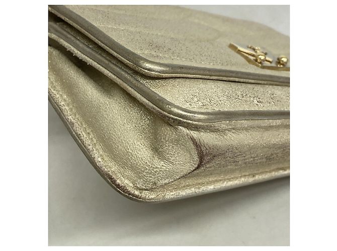 Portafoglio a tracolla in pelle dorata Chanel D'oro - vista 7