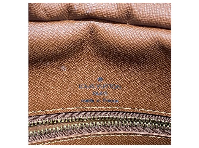 Borsa a tracolla Louis Vuitton Monogram Boulogne 30 Marrone - vista 5