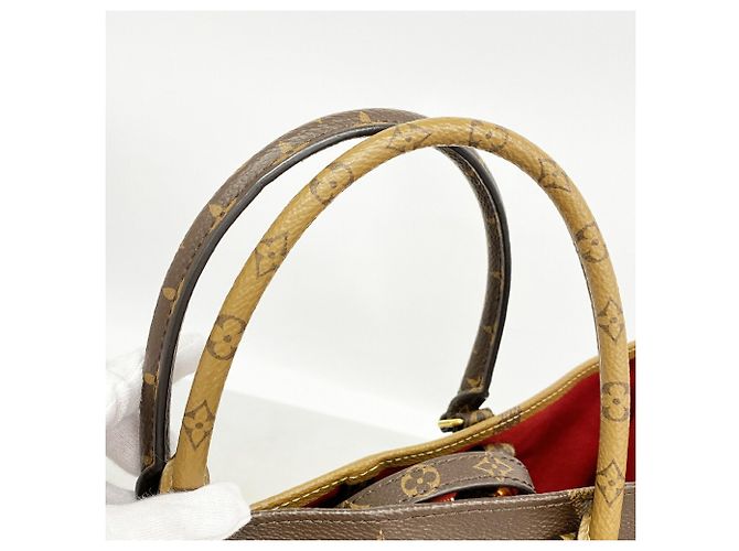 Borsa Tote Louis Vuitton Monogram Giant Reverse OnTheGo GM Marrone - vista 9