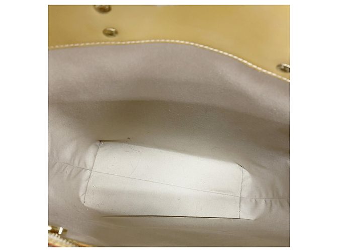 Borsa Tote Louis Vuitton Vernis Lead MM Beige - vista 4