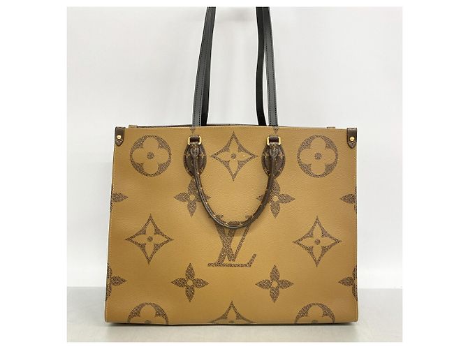 Borsa Tote Louis Vuitton Monogram Giant Reverse OnTheGo GM Marrone - vista 9