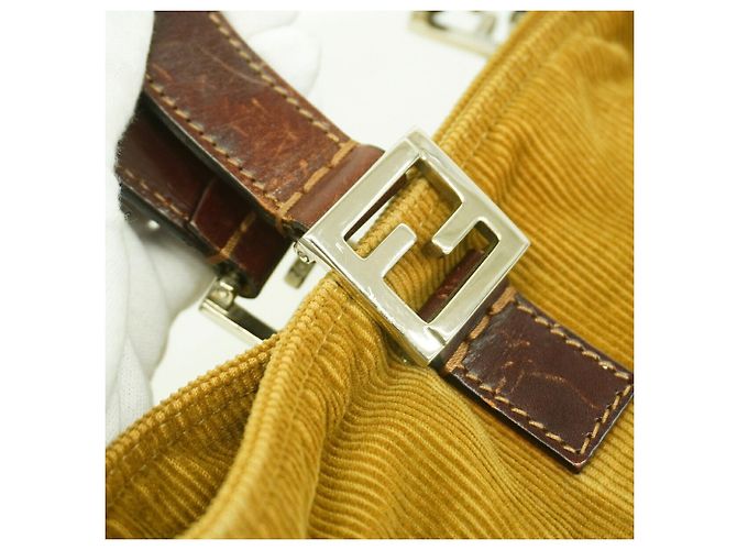 Borsa Fendi in velluto a coste ocra Rosso - vista 9