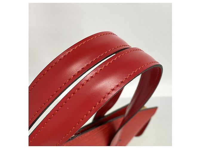 Borsa Louis Vuitton Epi Saint Jacques Rosso - vista 9