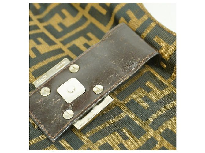 Borsa a tracolla Fendi Zucca in nylon e canvas Marrone - vista 9