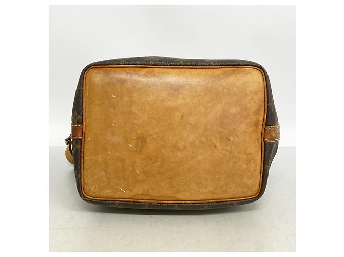 Noe Borsa a tracolla Louis Vuitton Monogram Petit Noé Marrone - vista 3