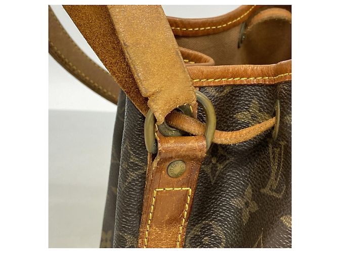 Noe Borsa a tracolla Louis Vuitton Monogram Petit Noé Marrone - vista 6