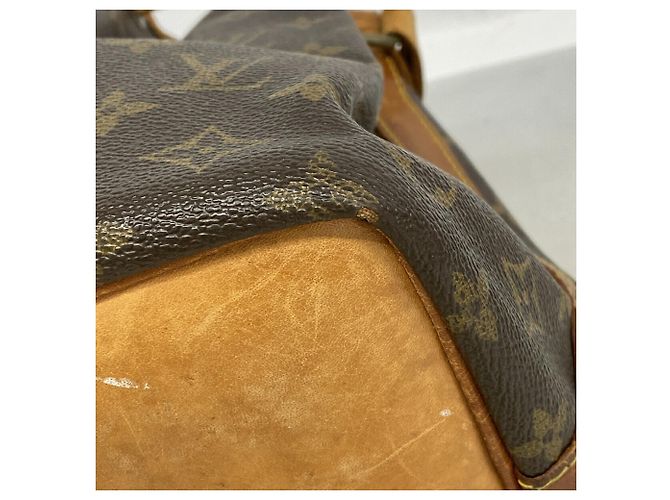 Noe Borsa a tracolla Louis Vuitton Monogram Petit Noé Marrone - vista 8