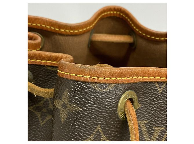 Noe Borsa a tracolla Louis Vuitton Monogram Petit Noé Marrone - vista 9