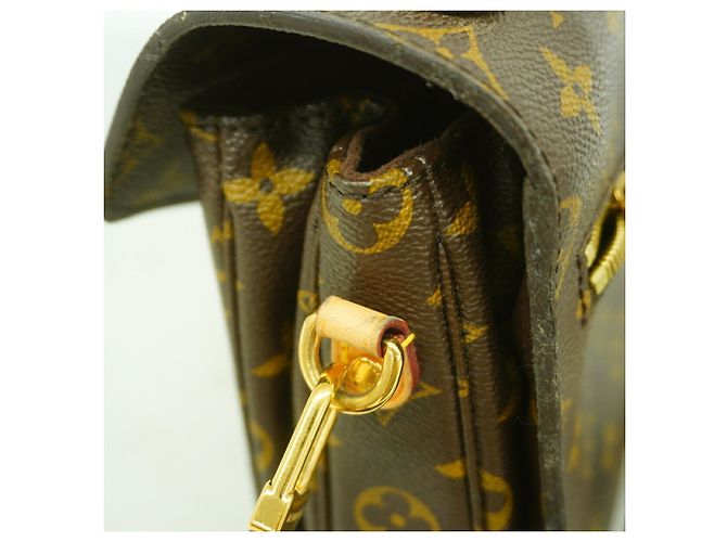 Borsa Louis Vuitton Monogram Pochette Metis MM Marrone - vista 8