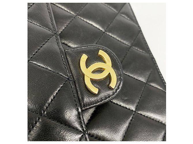Borsa a tracolla Chanel Matelassé con catena Nero - vista 8