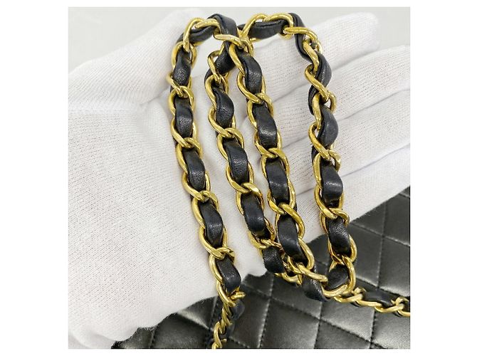 Borsa a tracolla Chanel Matelassé con catena Nero - vista 9