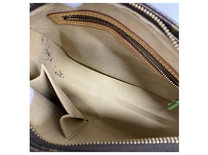 Borsa a tracolla Louis Vuitton Monogram Looping MM Marrone - vista 4