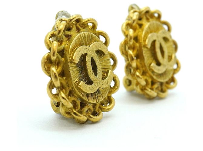 Boucles d'oreilles clips Chanel plaquées or Doré - vue 2
