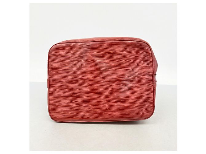 Noe Borsa a tracolla Louis Vuitton Epi Petit Noé Rosso - vista 3
