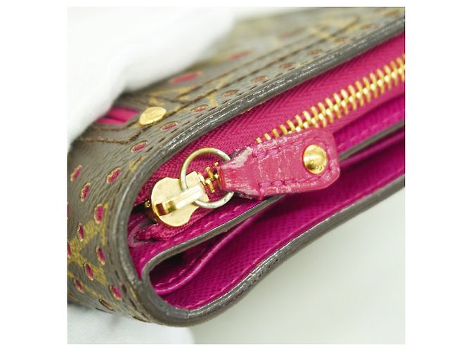 Portafoglio Compact Zip Monogram Perforato Louis Vuitton Marrone Fuschia - vista 5
