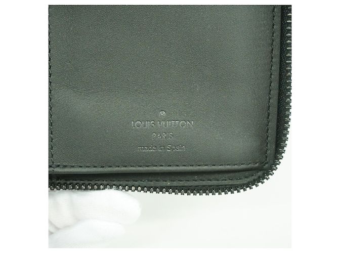 Louis Vuitton Monogram Shadow Zippy Wallet Black - view 4