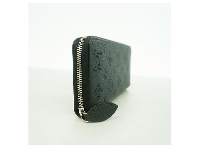 Cartera Zippy Louis Vuitton Mahina Negro - vista 2