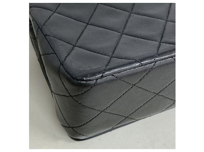 Borsa a tracolla Chanel Matelassé con catena Nero - vista 8