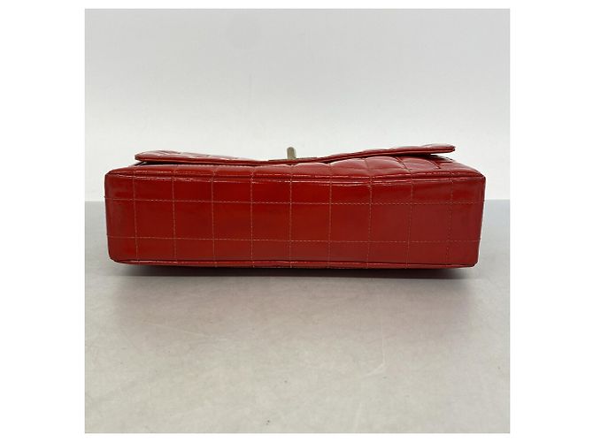 Borsa a tracolla Chanel in pelle verniciata rossa Rosso - vista 3