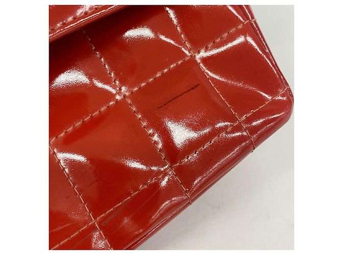 Borsa a tracolla Chanel in pelle verniciata rossa Rosso - vista 8