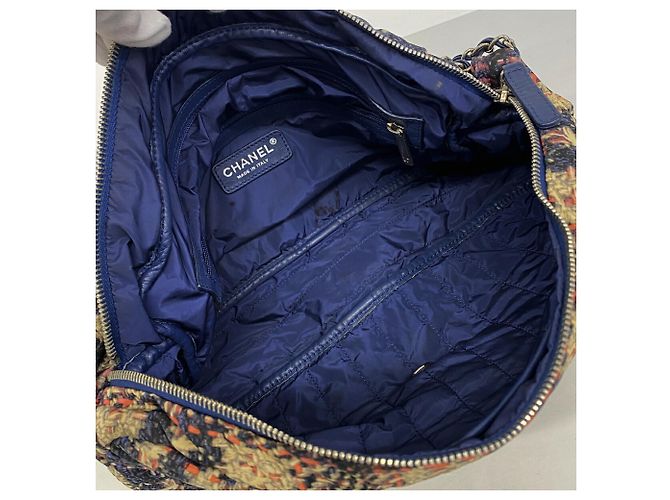 Borsa a tracolla Chanel in nylon Rosa Beige Blu navy - vista 4