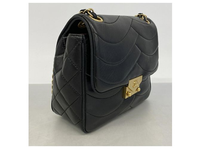 Borsa a tracolla Chanel in pelle d'agnello nera Nero - vista 2