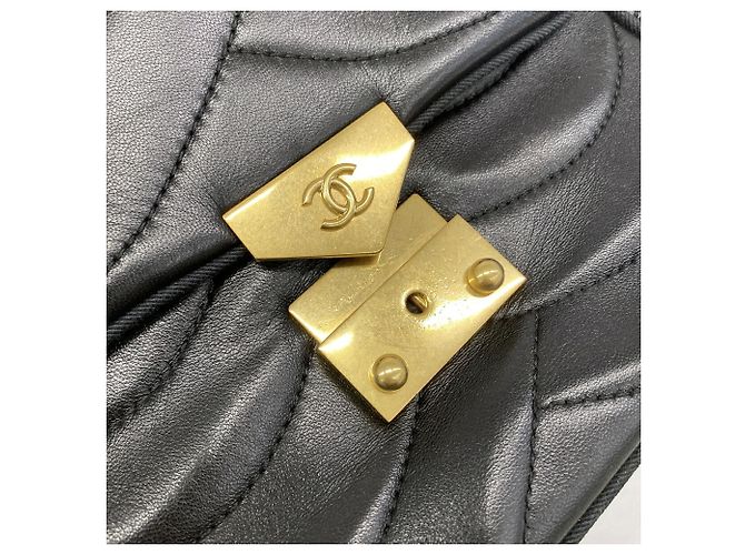 Borsa a tracolla Chanel in pelle d'agnello nera Nero - vista 9