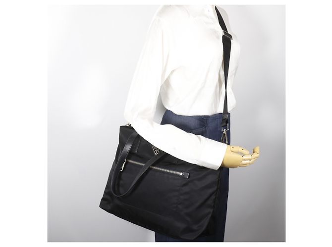 Prada Nylon Black 2-Way Shoulder Tote Bag Schwarz - Ansicht 16