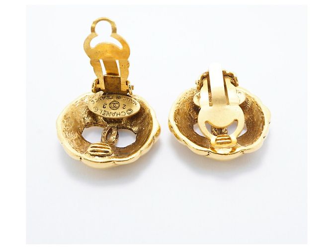 Timeless Orecchini a clip Chanel placcati oro D'oro - vista 3