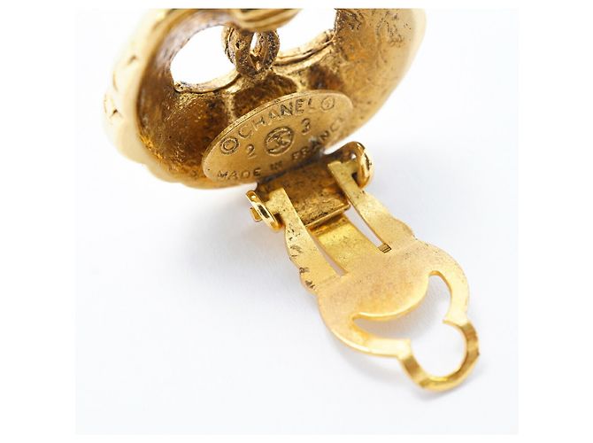 Timeless Orecchini a clip Chanel placcati oro D'oro - vista 7