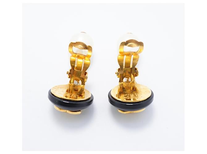 Orecchini a clip Chanel in nero e oro D'oro - vista 9